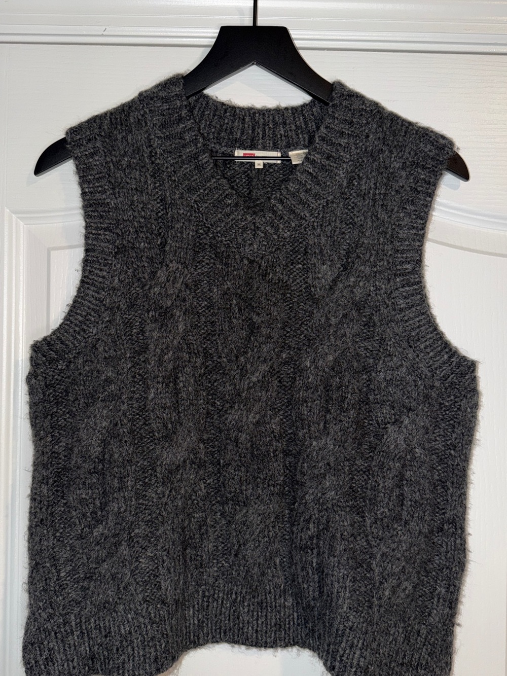 Levi’s Cable Knit Vest